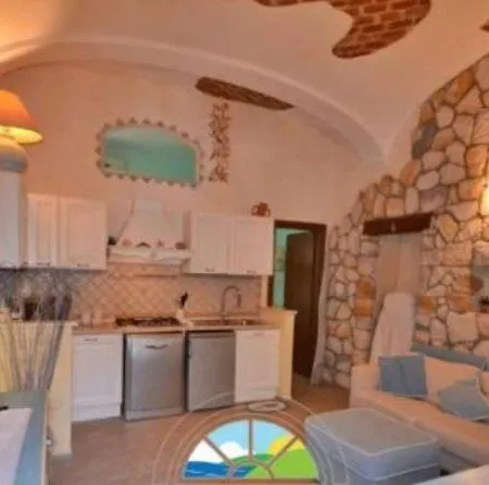 Casa Simona - In Centro - Intero 2 4 Posti Letto 100mq * La Maddalena (Sassari)
